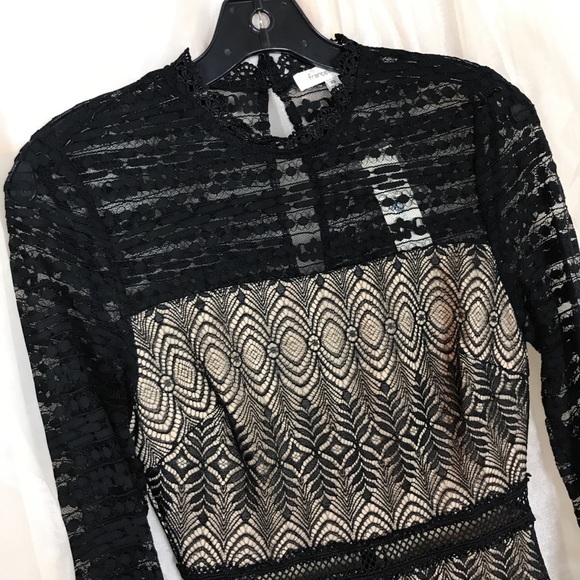 NWT francesca's Kenna Lace A-Line Dress -XS - Picture 7 of 10